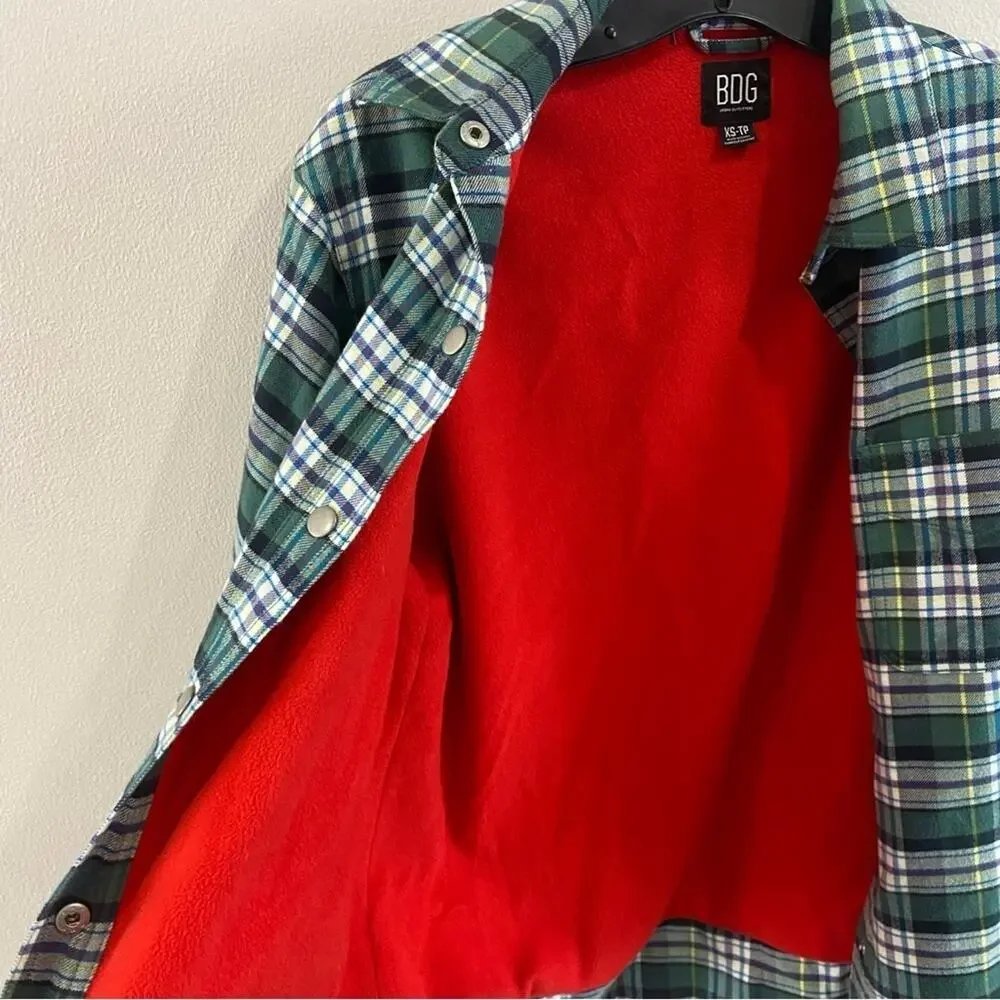 BDG | Oversized Flannel Plaid Shacket Red Fleece Lined Size XS - Picture 5 of 9